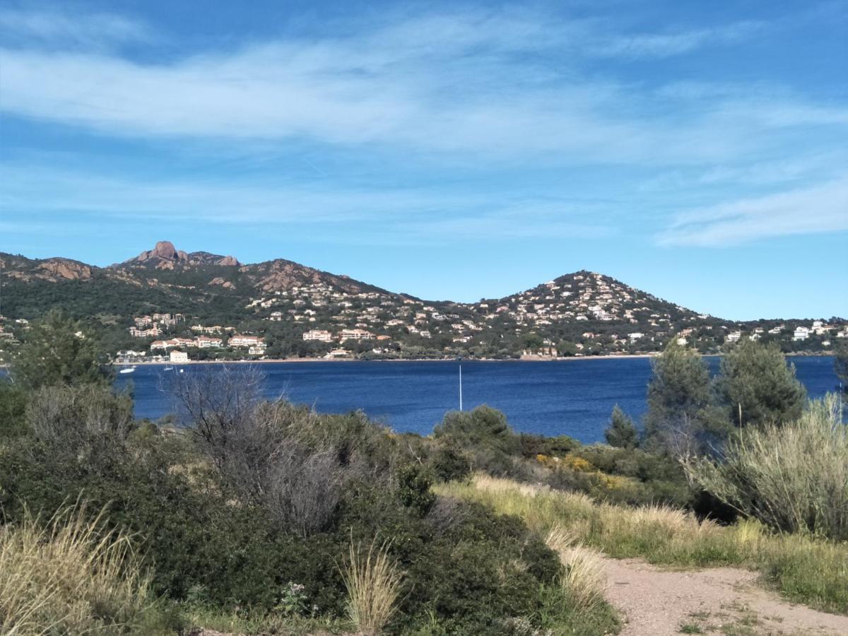 COULEURS DES ILES , Fréjus-plage Exterior foto